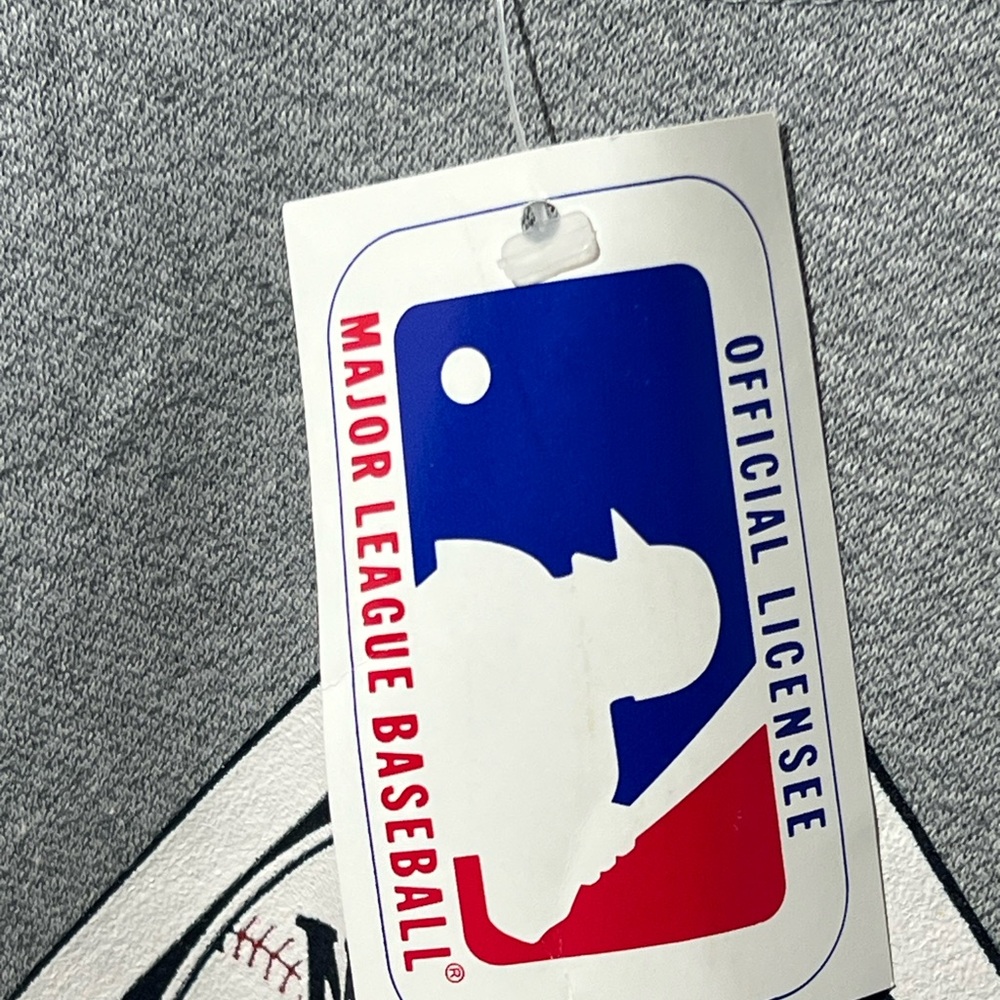 Minnesota Twins Gray Crewneck Sweater - Picture 4 of 6